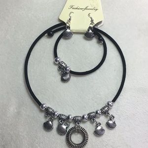 Set of necklace bracelet and earrings.